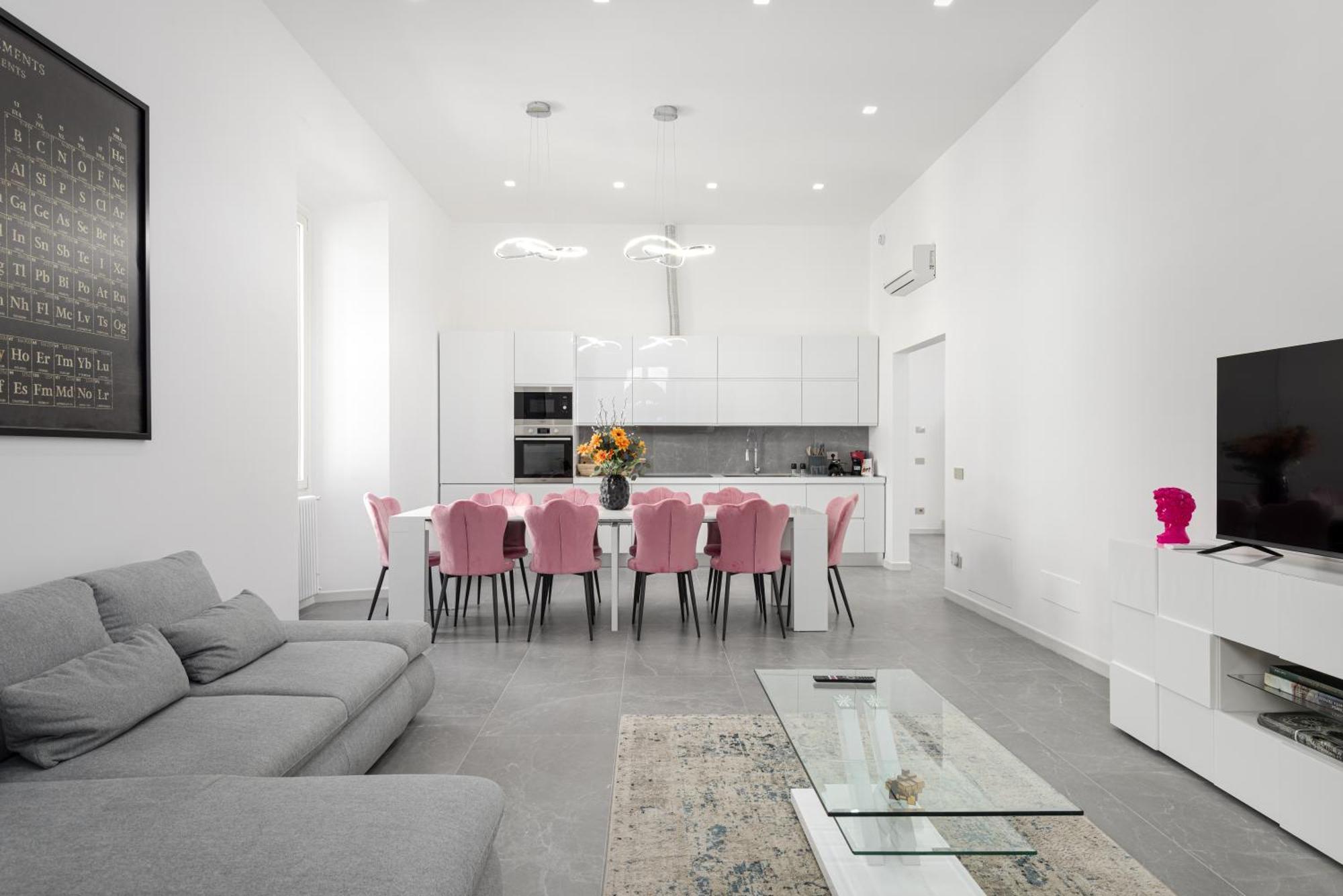 Borghese Palace Luxury Apartment *